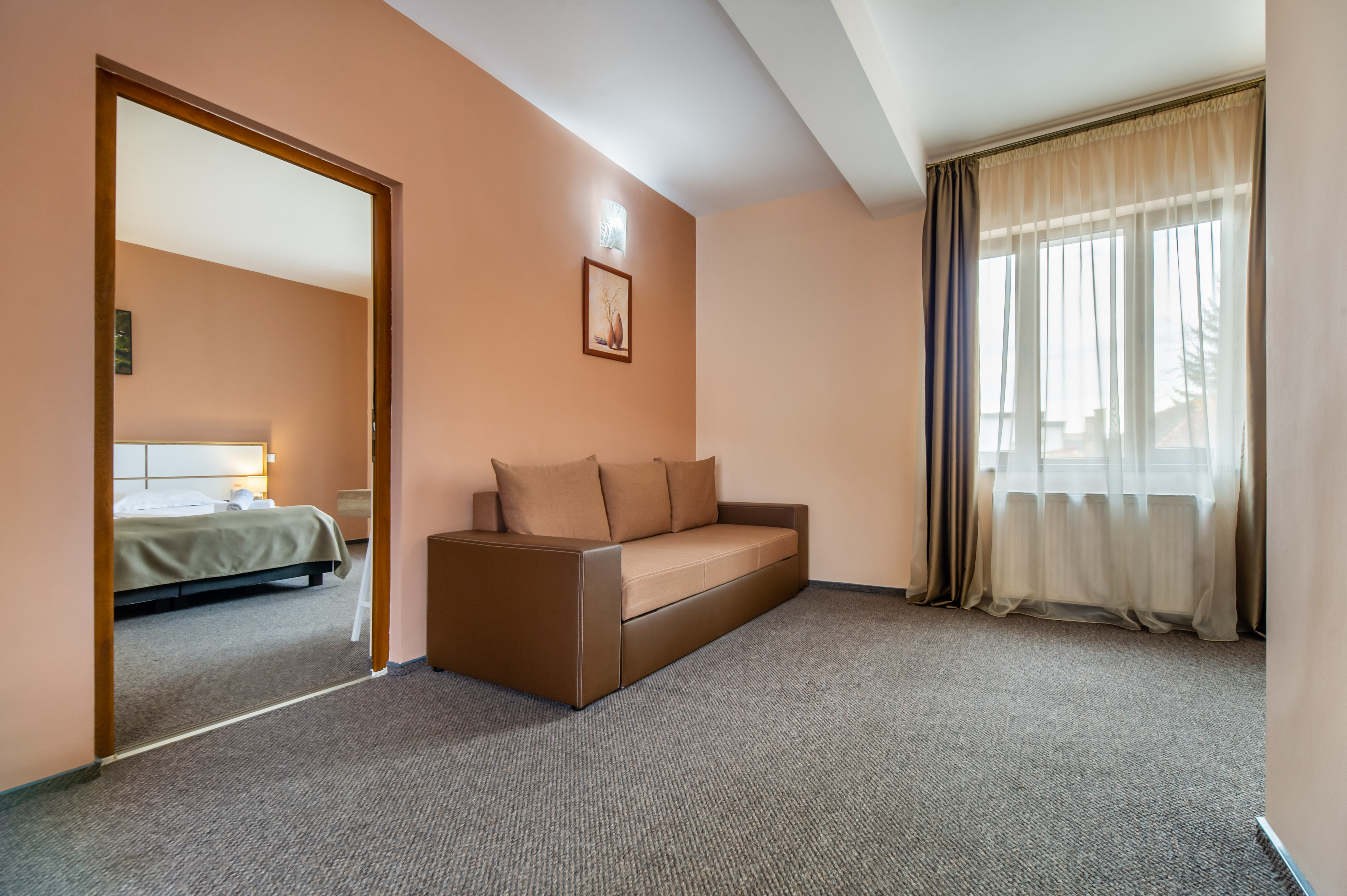 Long Street Hotel 37/50