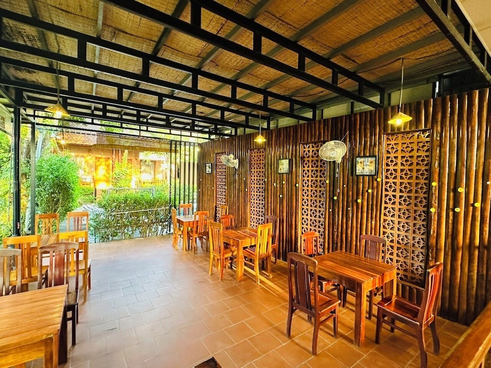 Dong Xuan Hong Guest House 28/49