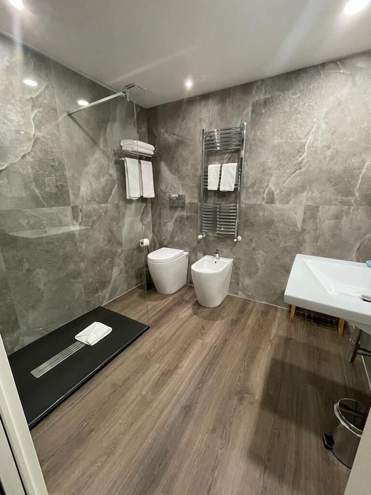 Hotel Zara Milano 27/28