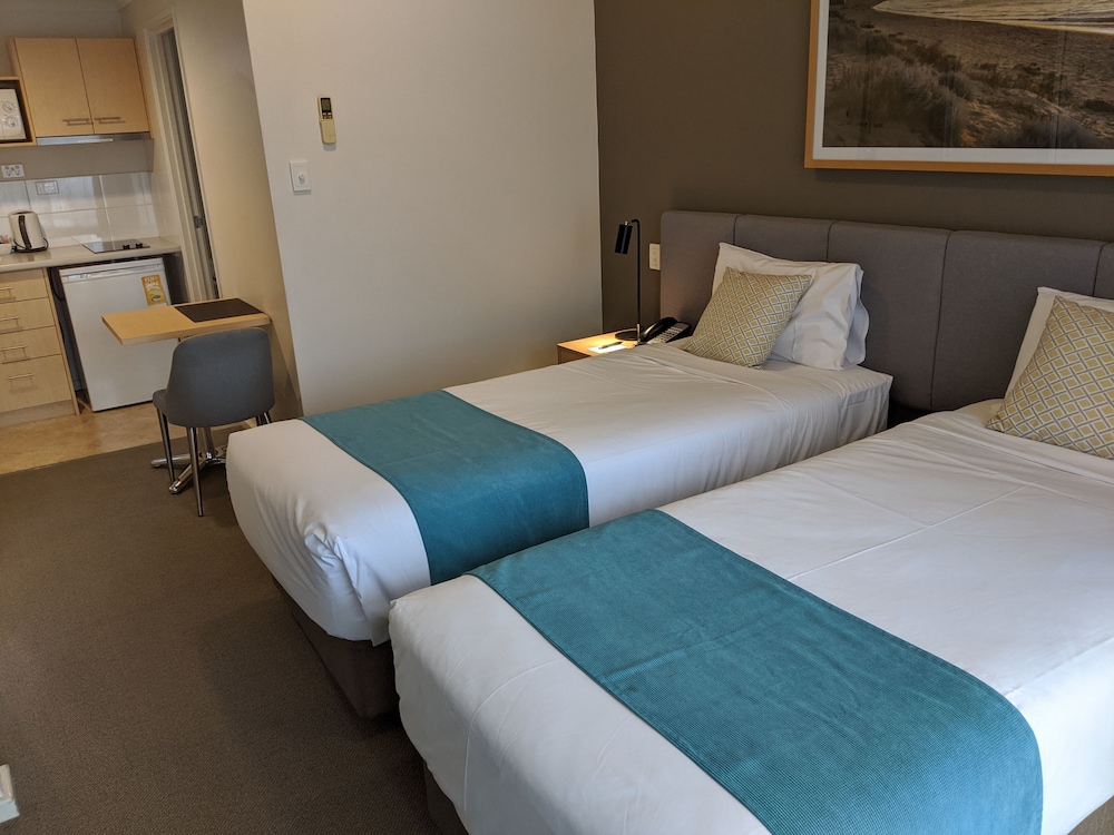 Quest Bunbury Apartment Hotel 7/27