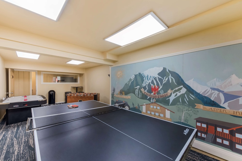 Best Western Tyrolean Lodge 37/68