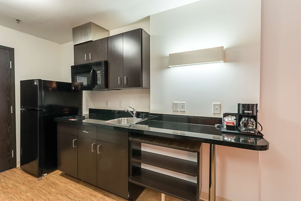 Motel6 Moosomin, SK 37/37