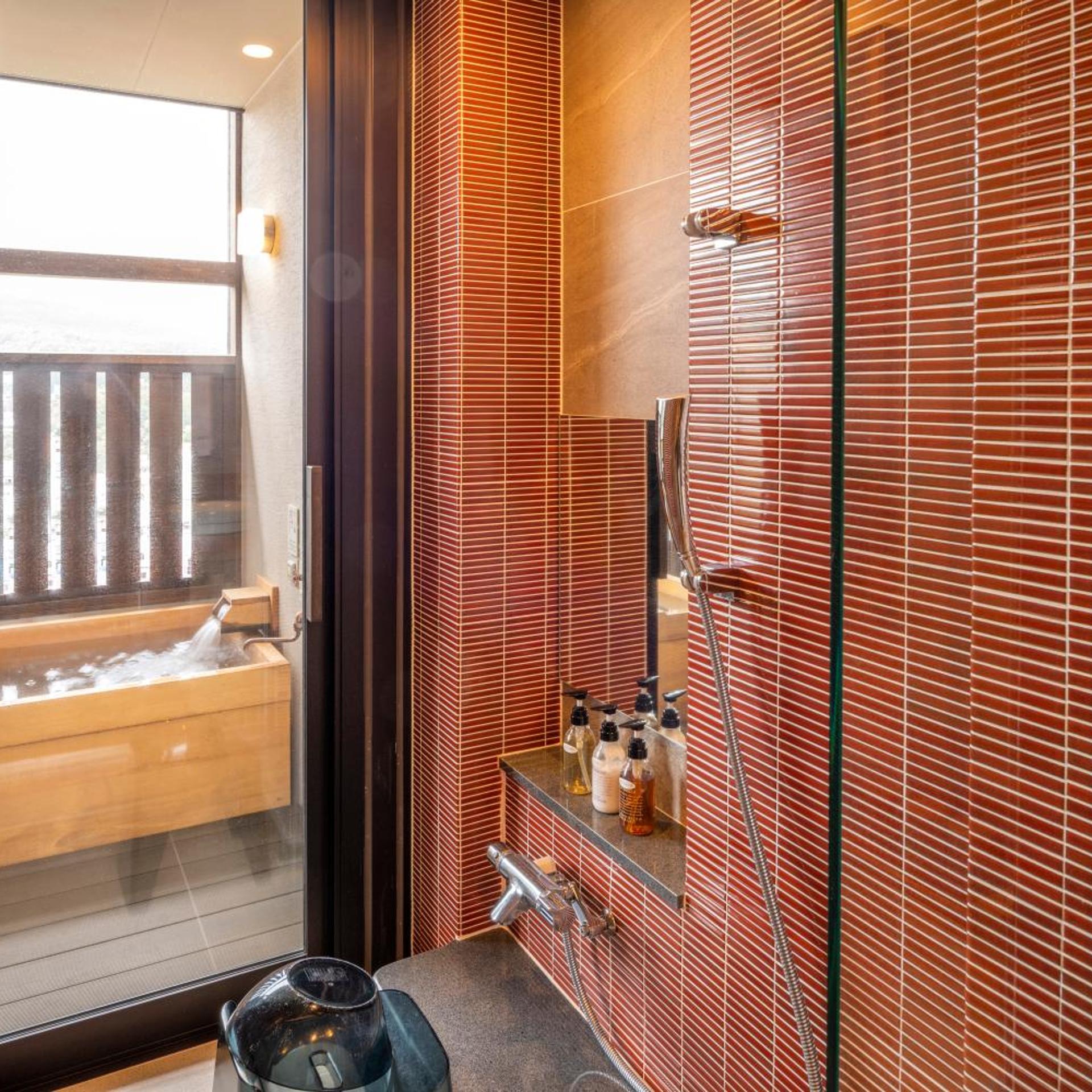 Type A, Quadruple, Outdoor Spring Bath
