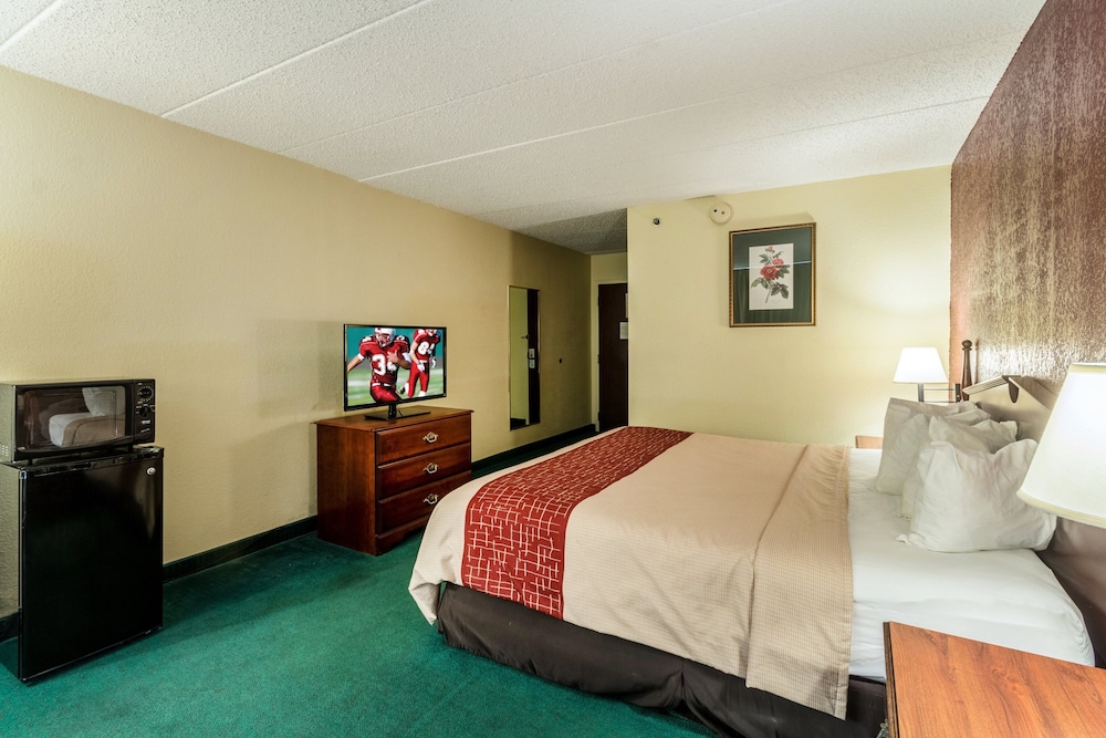 Red Roof Inn Morehead 16/56