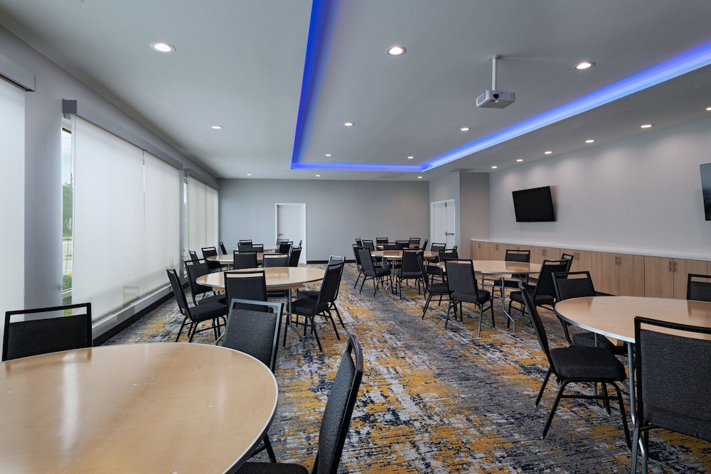 TownePlace Suites by Marriott Stafford Sugar Land 23/28