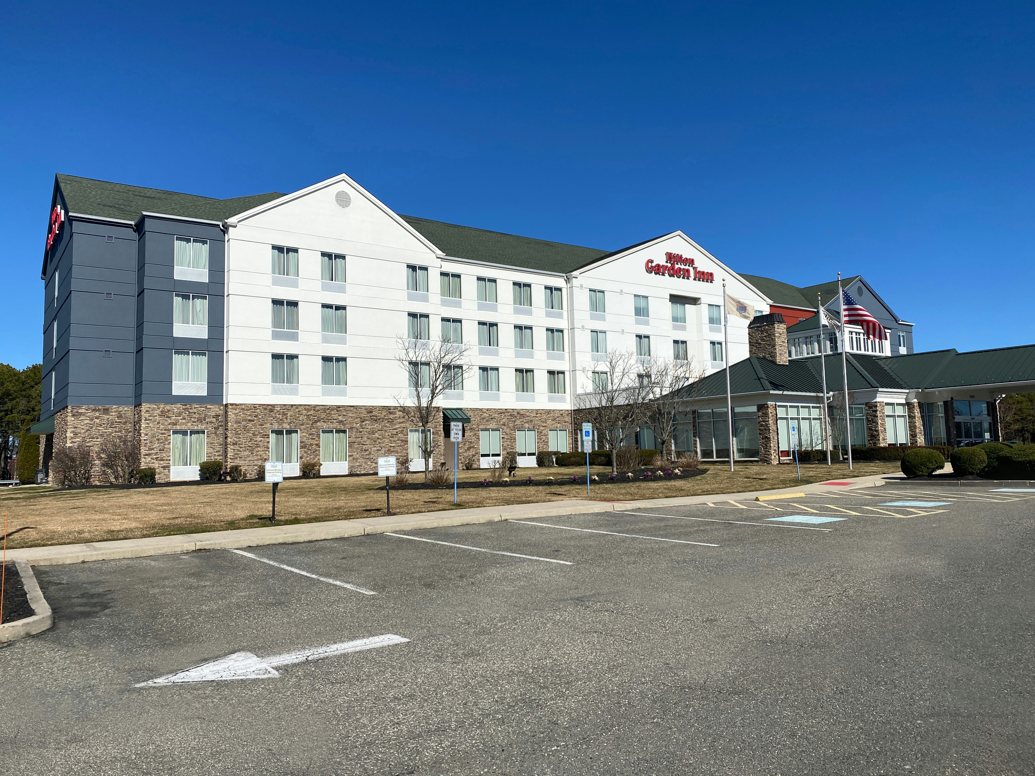 Hilton Garden Inn Lakewood 49/52