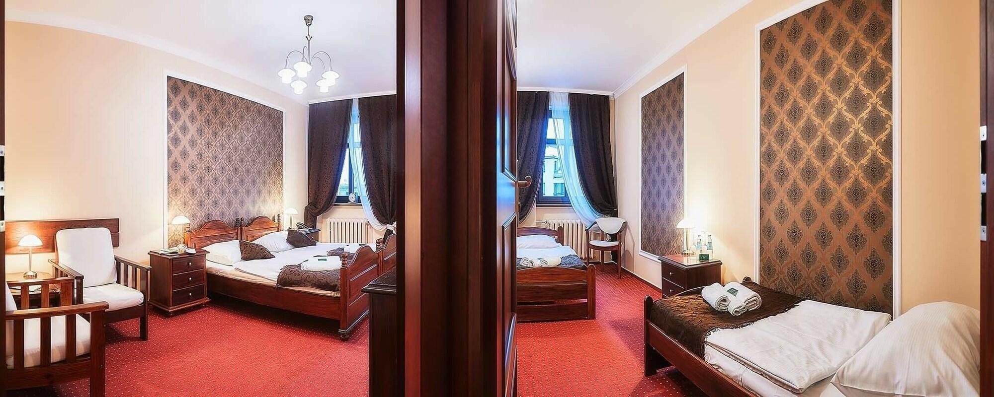Hotel Baron Karczma Grodzka 11/51