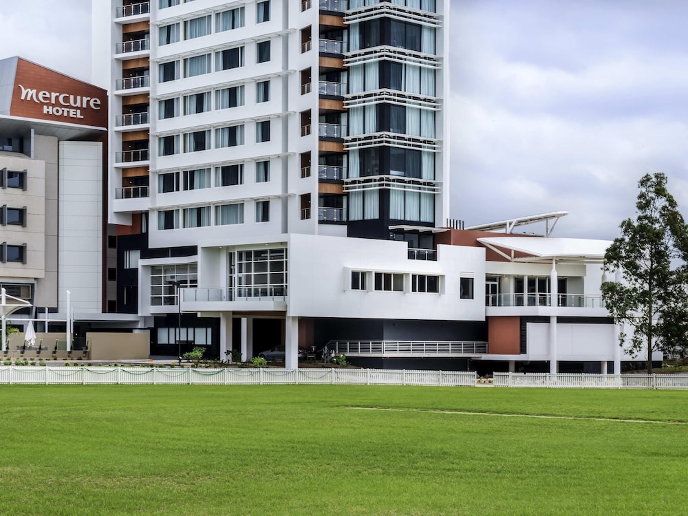 Mercure Sydney Liverpool 44/48