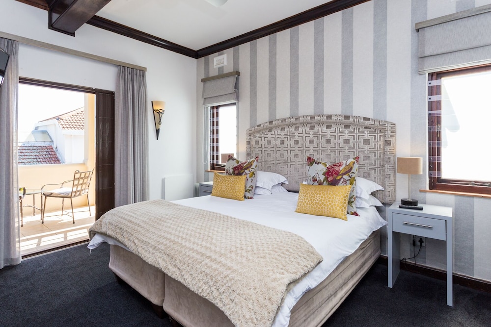 Maartens Guesthouse 8/37