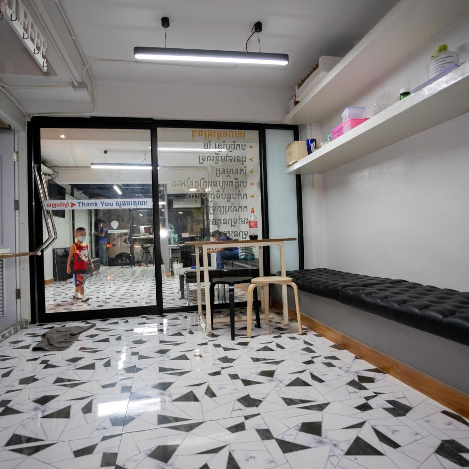 Pratunam Family House 2 46/50
