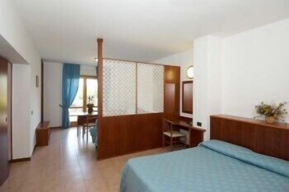 Hotel Villaggio Il Gabbiano 11/28