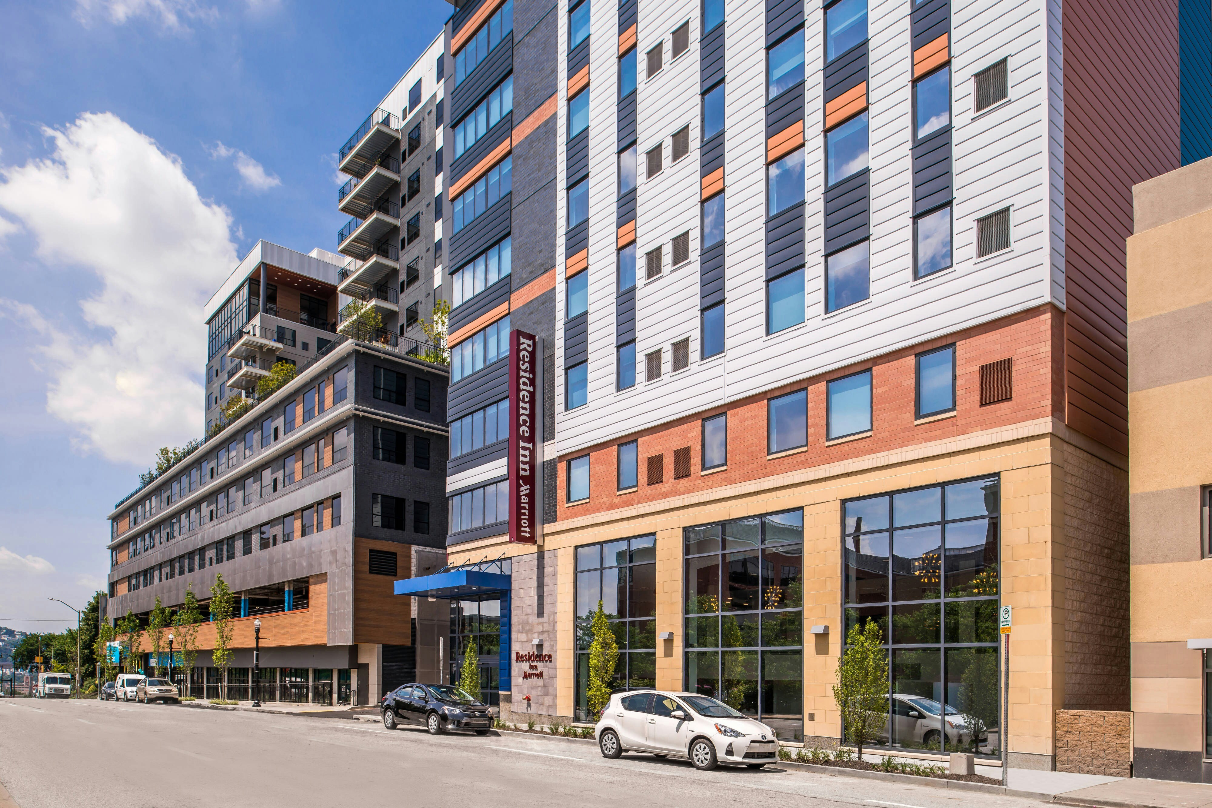 Residence Inn Pittsburgh Oakland University Place 48/48