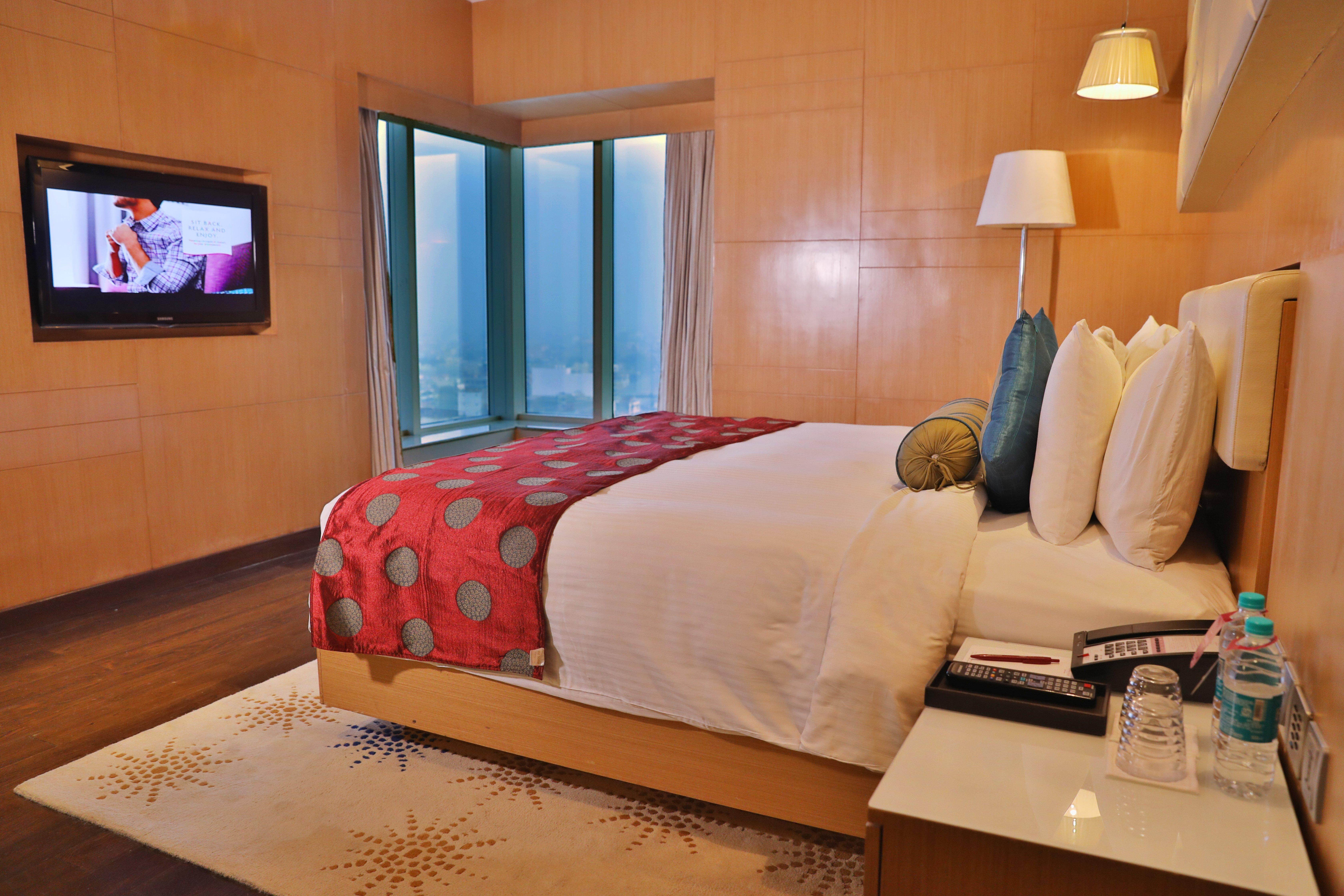 جناح تنفيذي بغرفة نوم واحدة، CROWNE PLAZA GREATER NOIDA 4/8