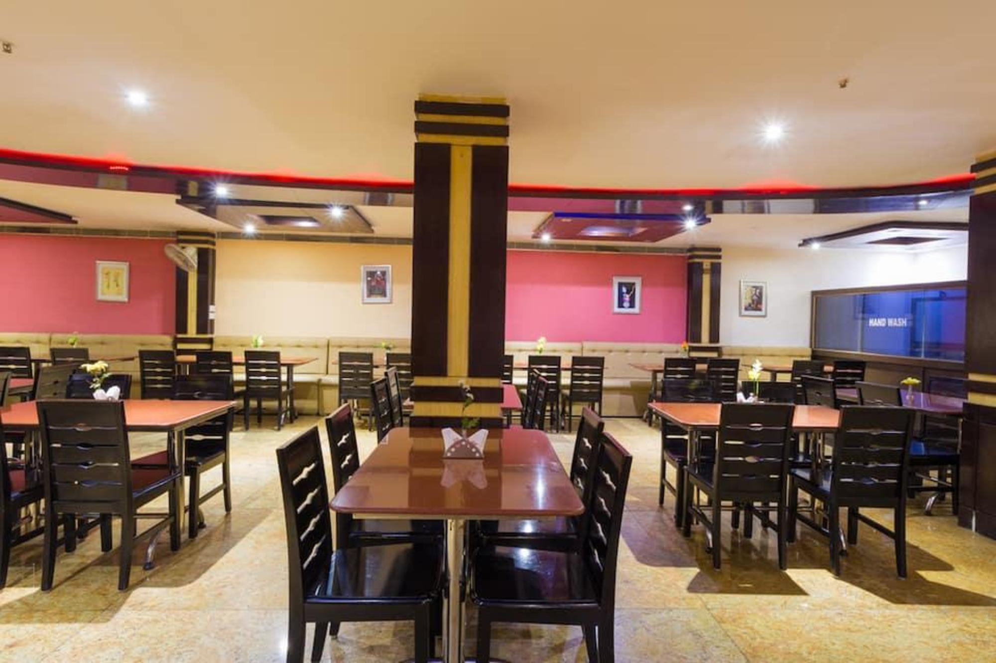 MG Hotel Udayee International 18/25