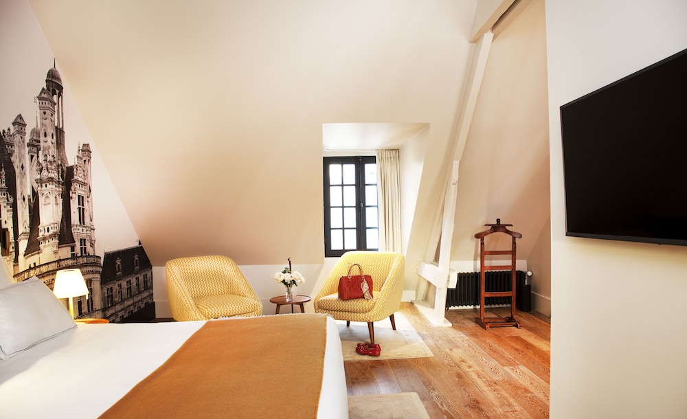 Relais De Chambord 57/84