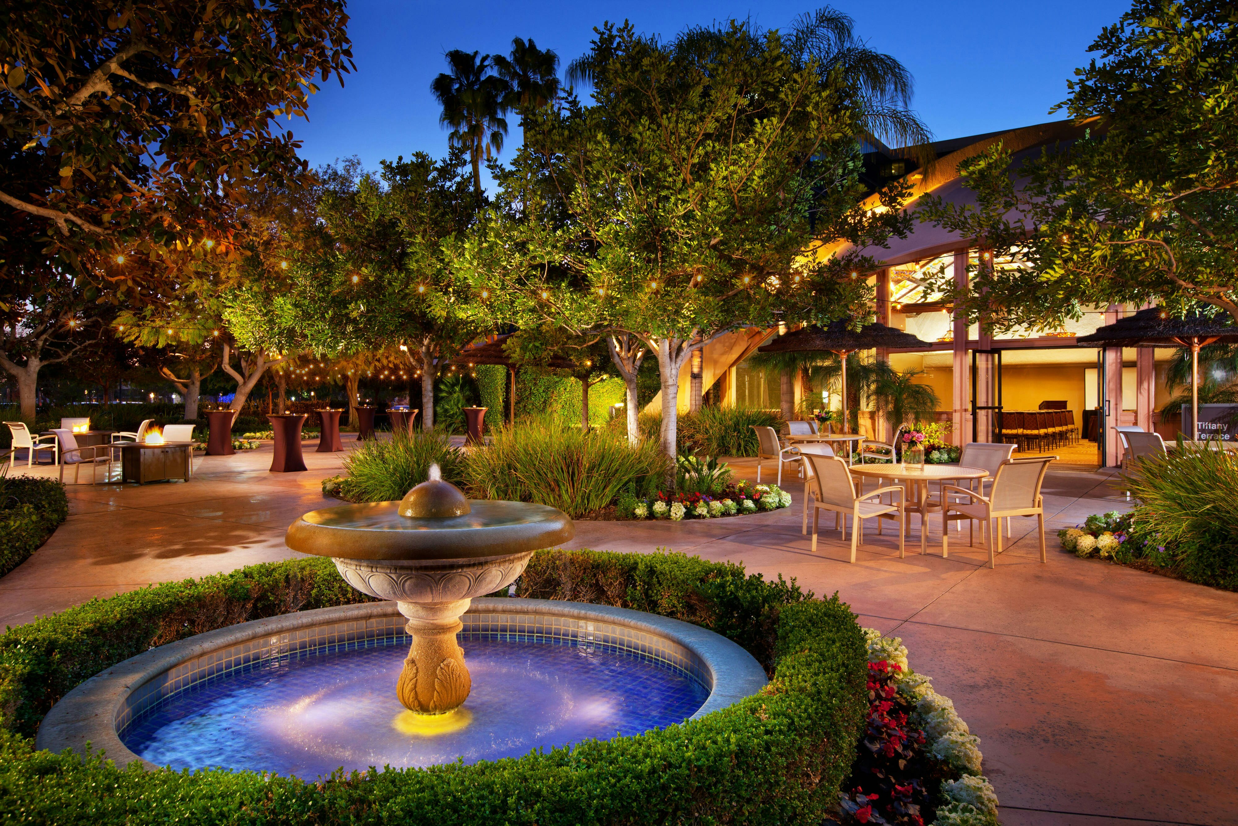 Sheraton Park Hotel at the Anaheim Resort 25/27