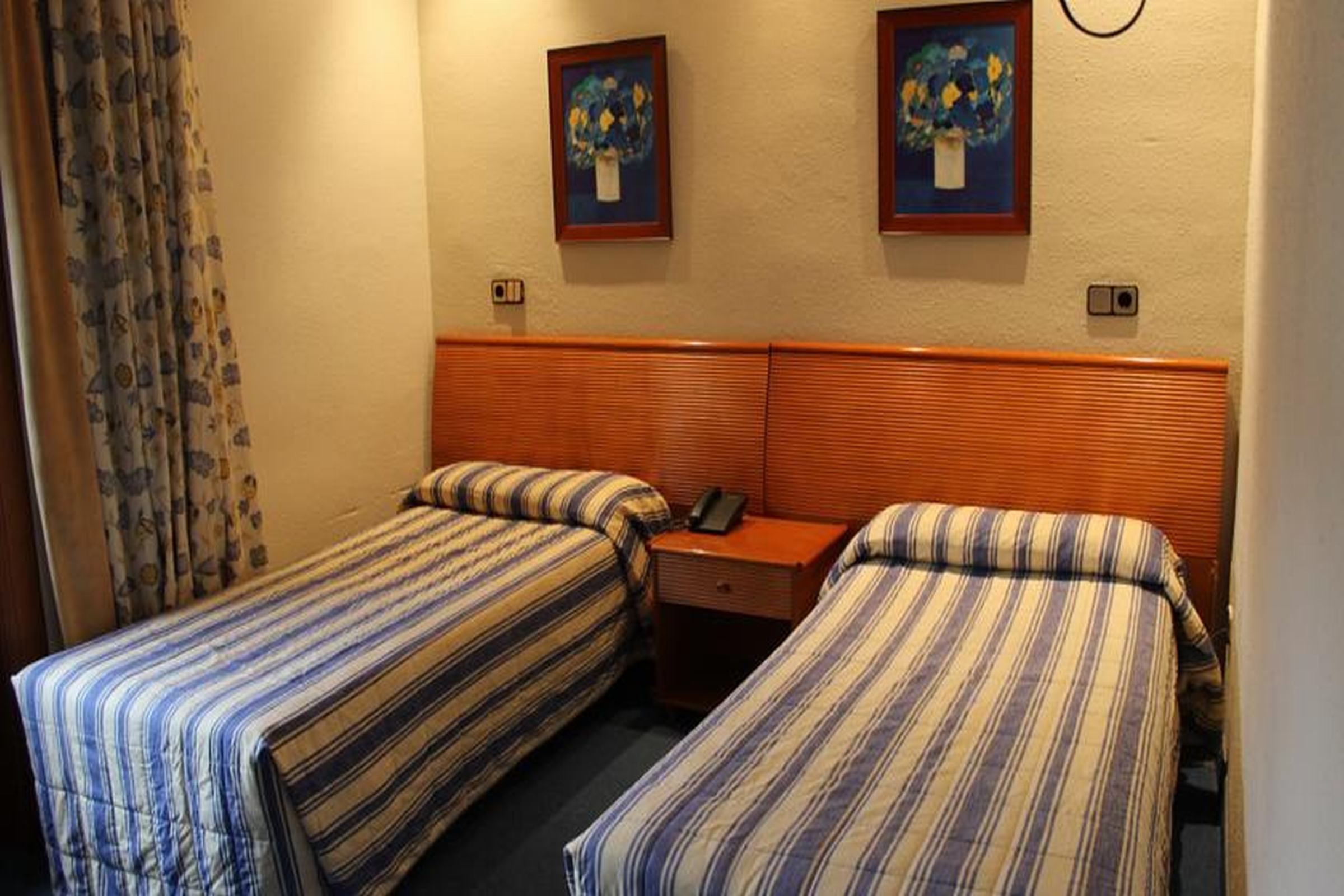 Inner, Double Bed
