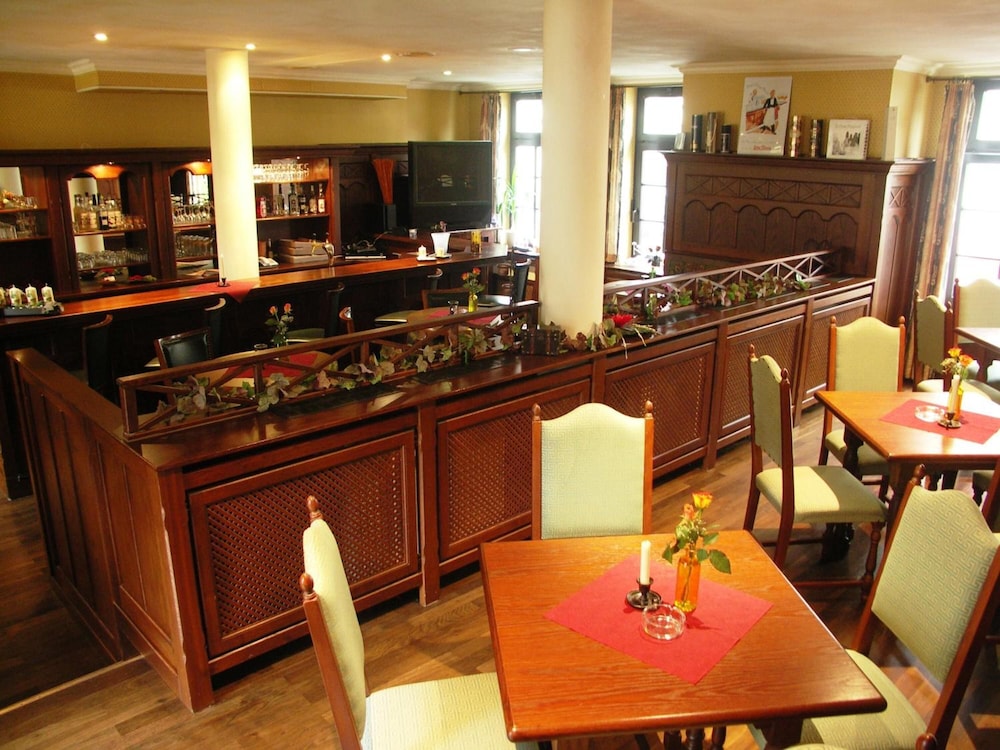 Hotel & Restaurant Klosterhof 38/57