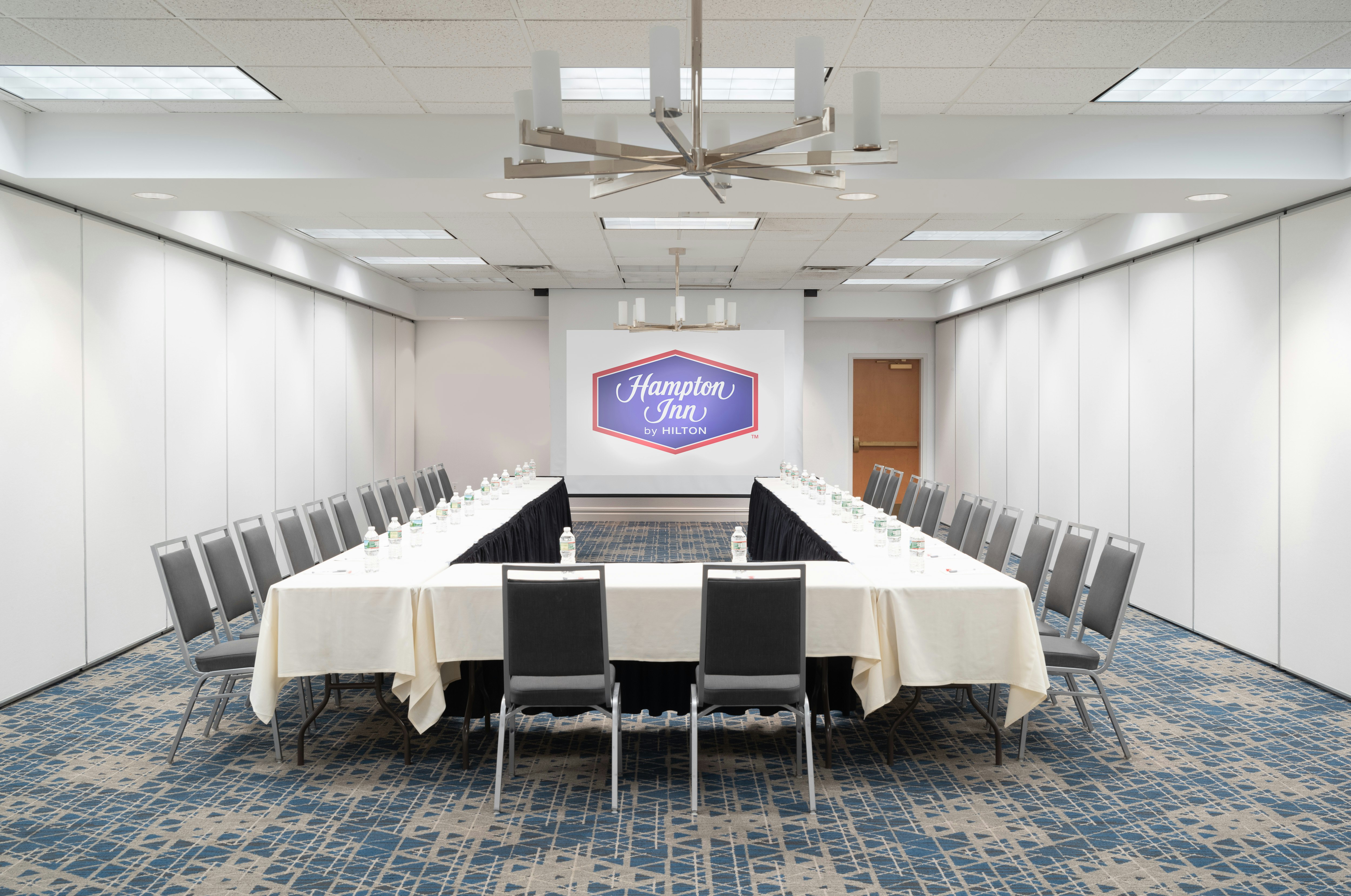 Hampton Inn Philadelphia Center City Convention Center 15/21