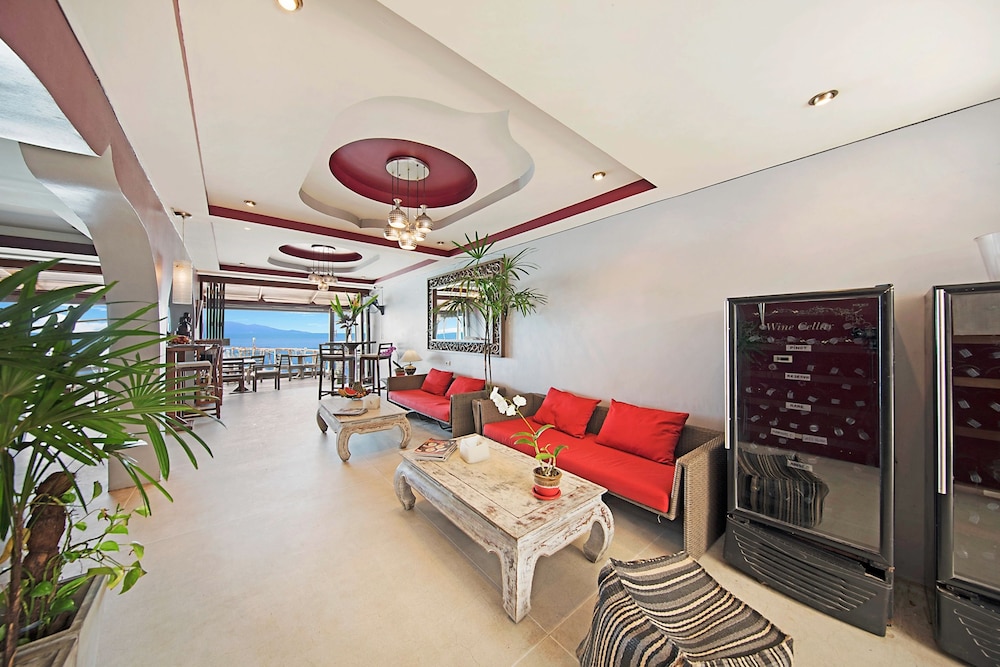 Enjoy Beach Hotel 48/73