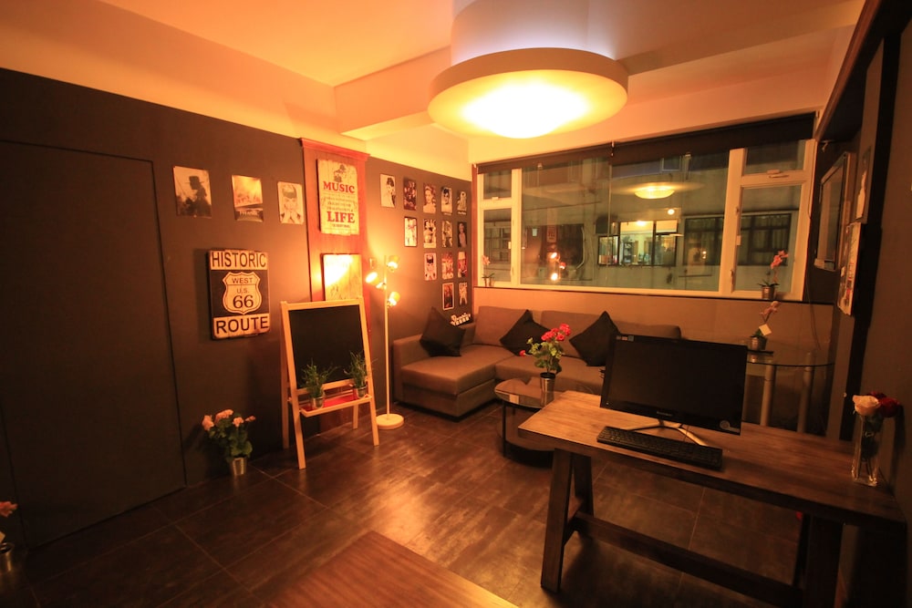 Timehouse (Hong Kong Hostel) 24/40