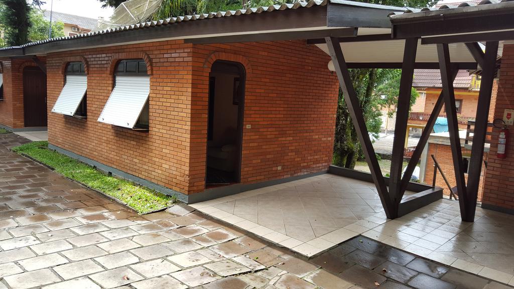 Hotel Pequeno Bosque 3/19