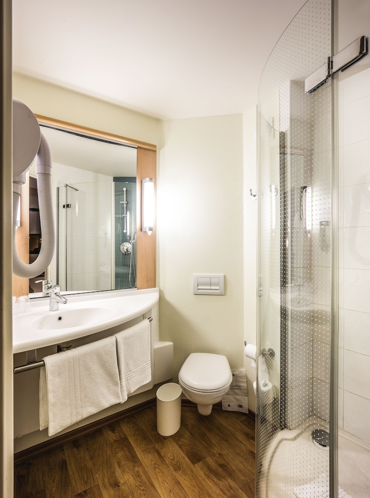 Ibis Constantine Hotel 45/47