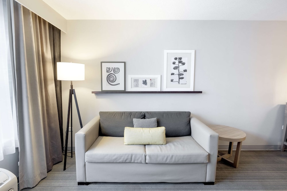 Country Inn and Suites By Radisson Tinley Park IL 23/33