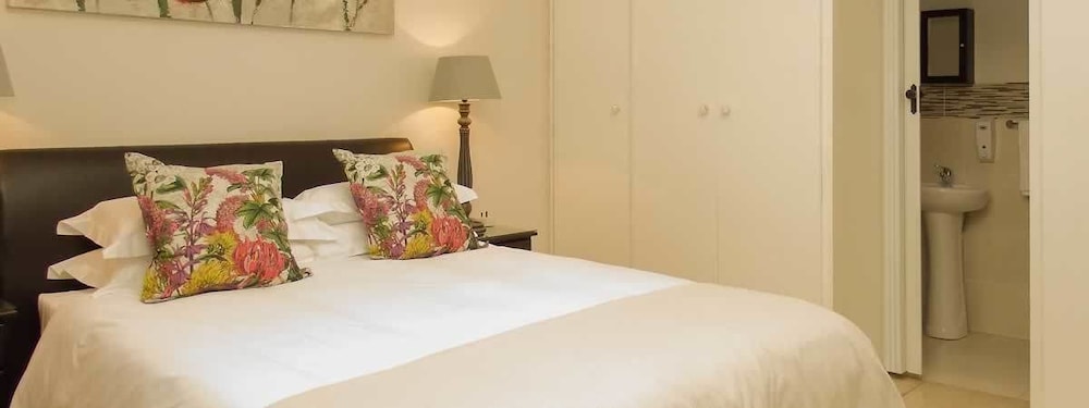 ROOM ASSIGNED ON ARRIVAL