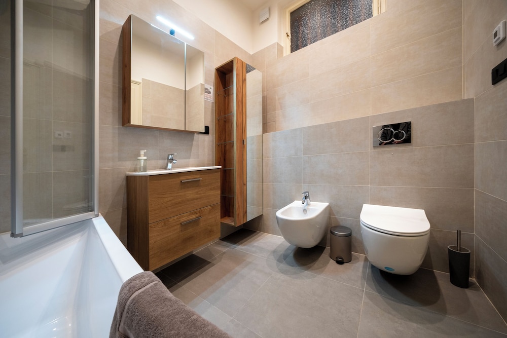 Old Town Aparthotel Michalska 74/75