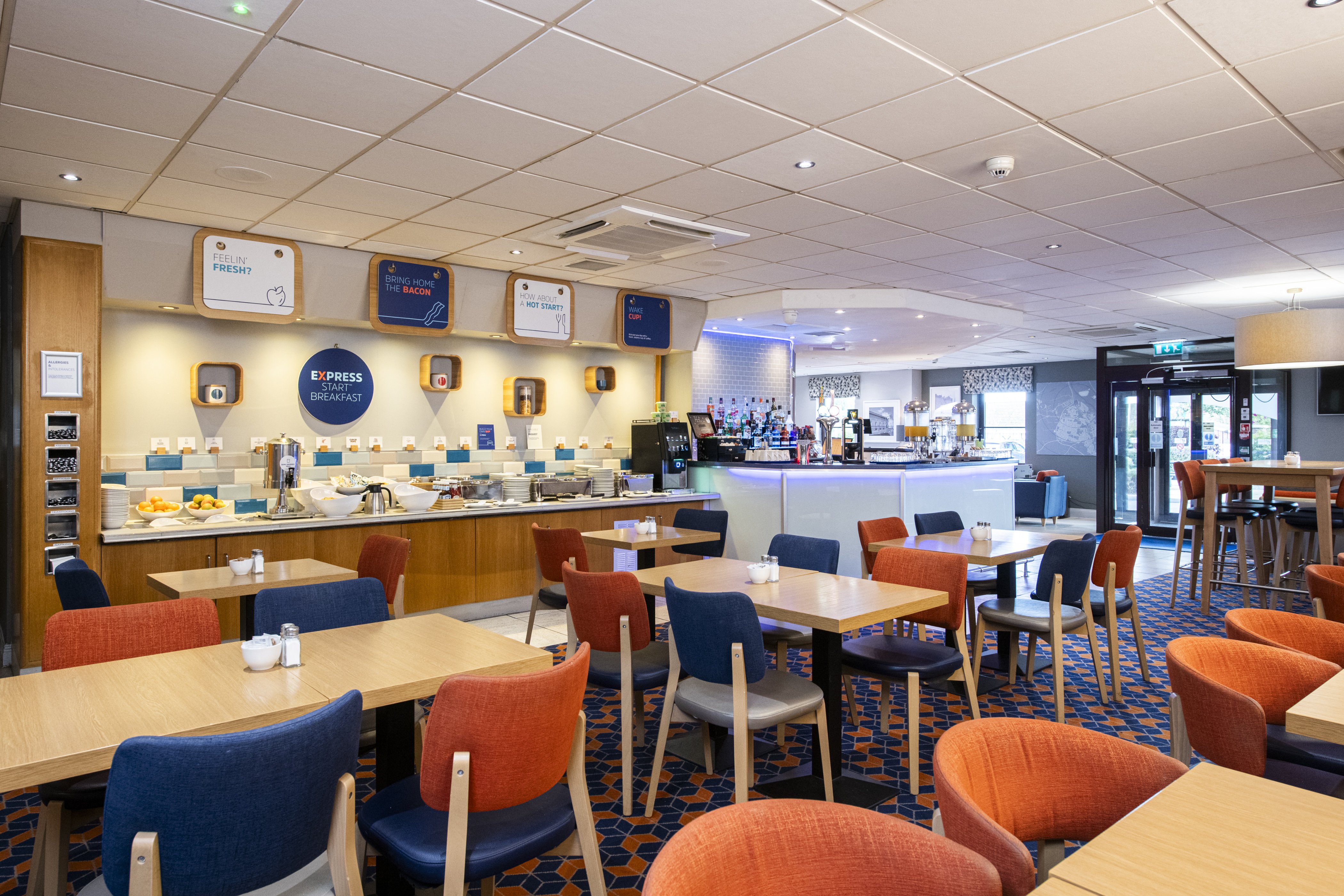 Holiday Inn Express Perth 42/72