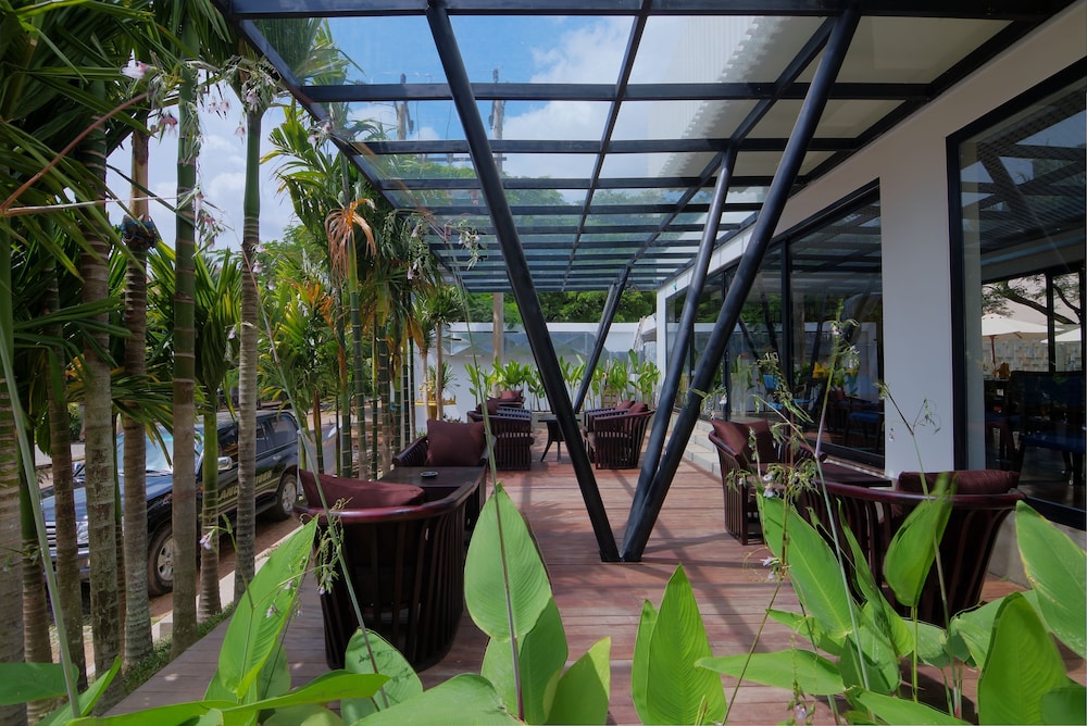 Apsara Residence Hotel 65/72