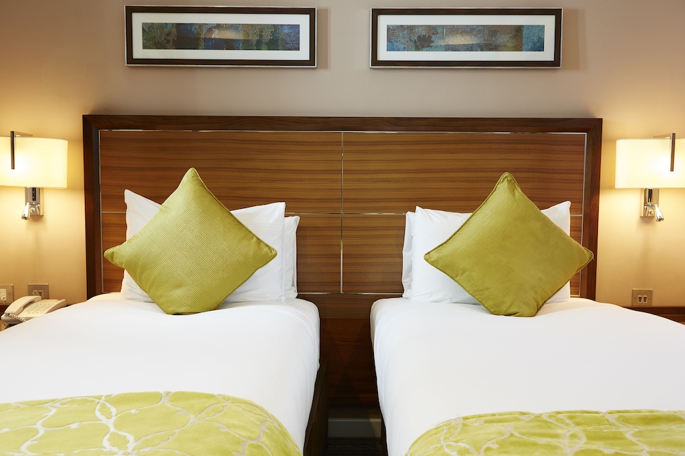 Rembrandt Hotel 29/82