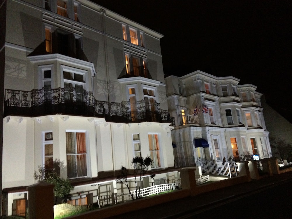 The Carlton Hotel 7/56