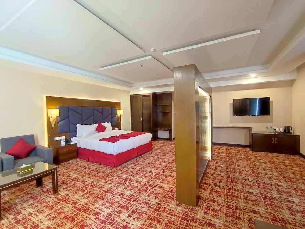 Ramada by Wyndham Murree Lower Topa Resort 31/87