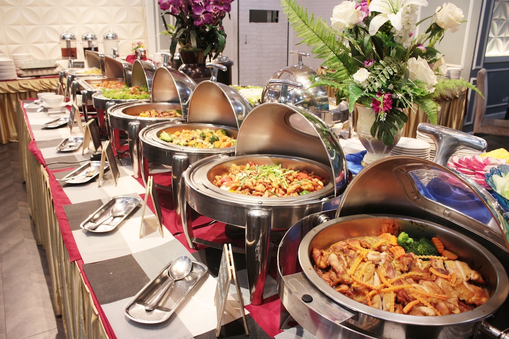 Picnic Hotel Bangkok 28/48