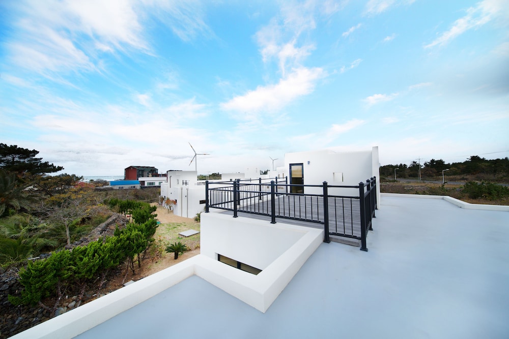 Libentia Hotel and Pool Villa 3/50