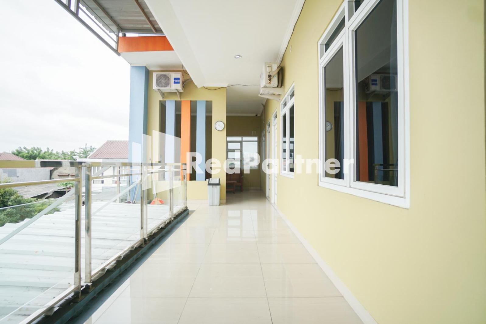 OYO 3964 Indah Residence Syariah 6/47