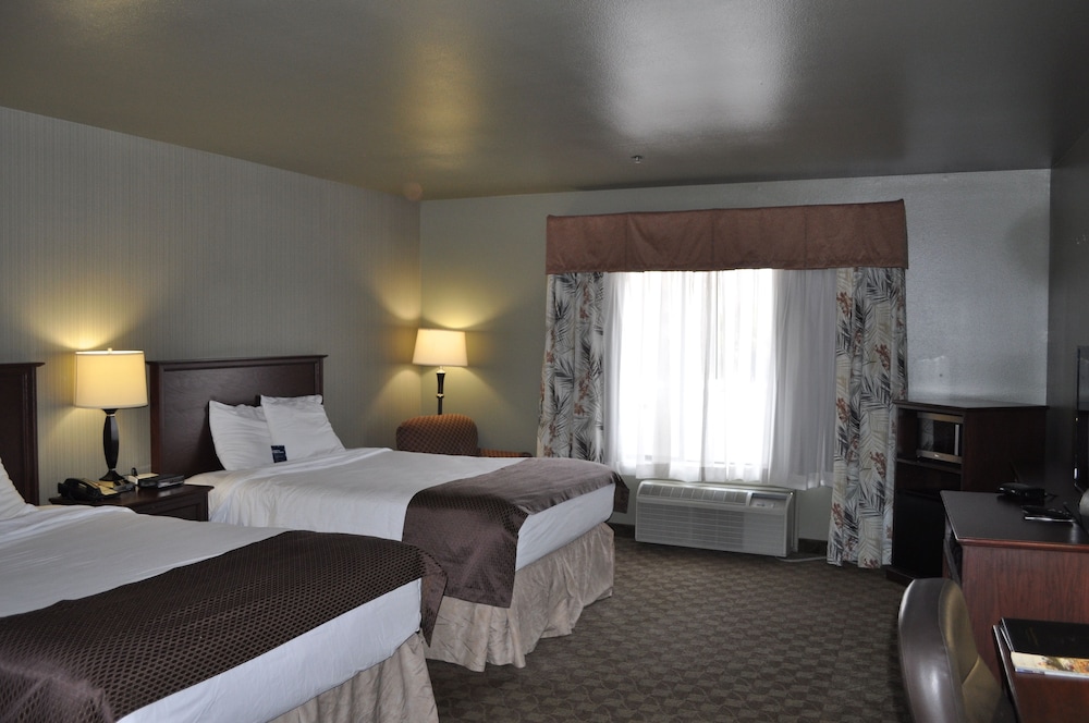 Seaport Inn and Suites 10/38