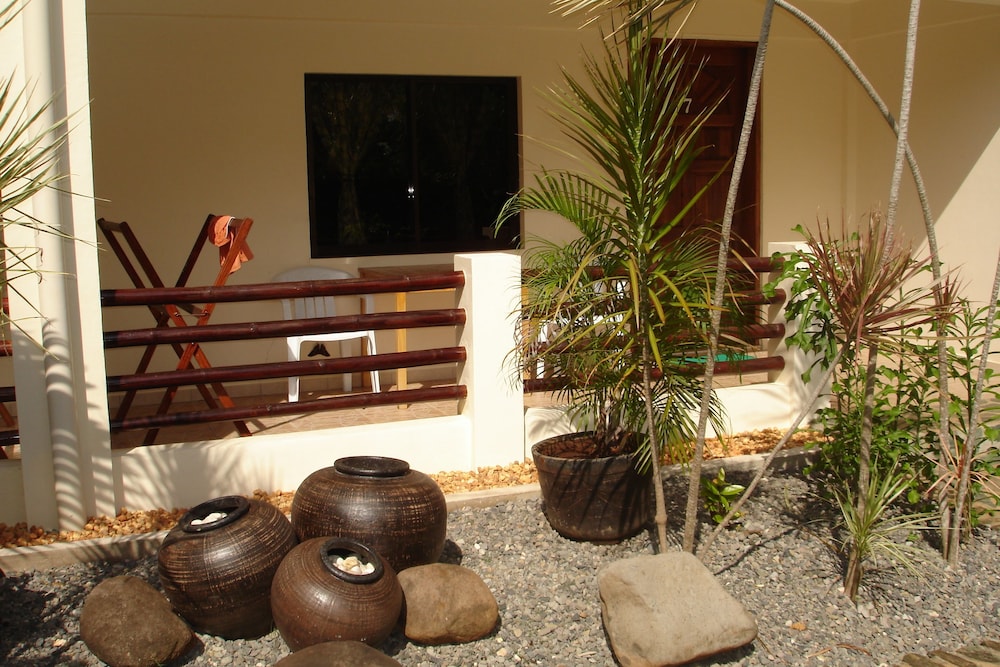 Alona Swiss Resort 34/60