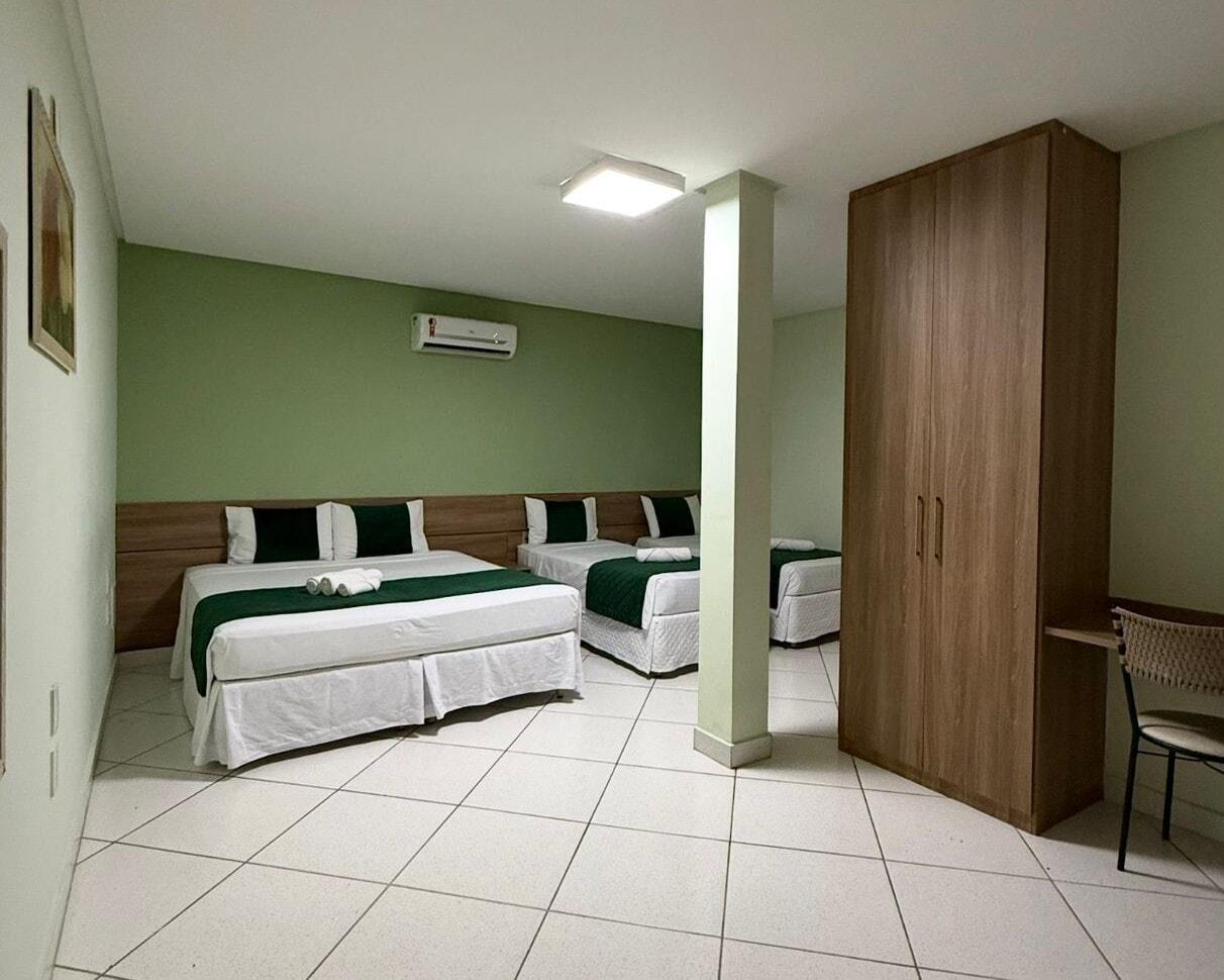 Super, Luxury