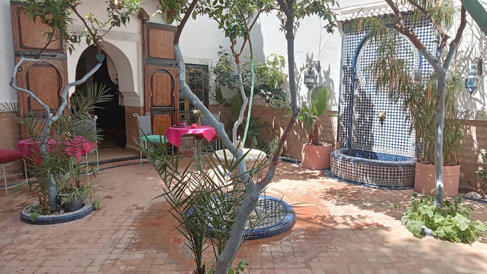 Riad Maizie 41/50