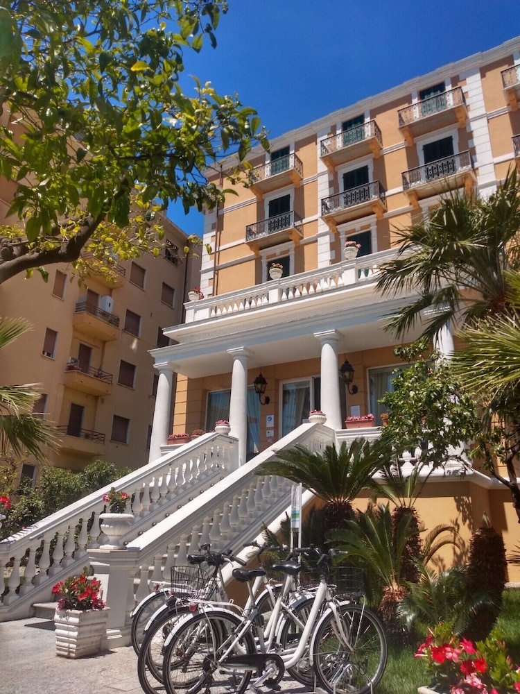 Hotel Morandi 3/50