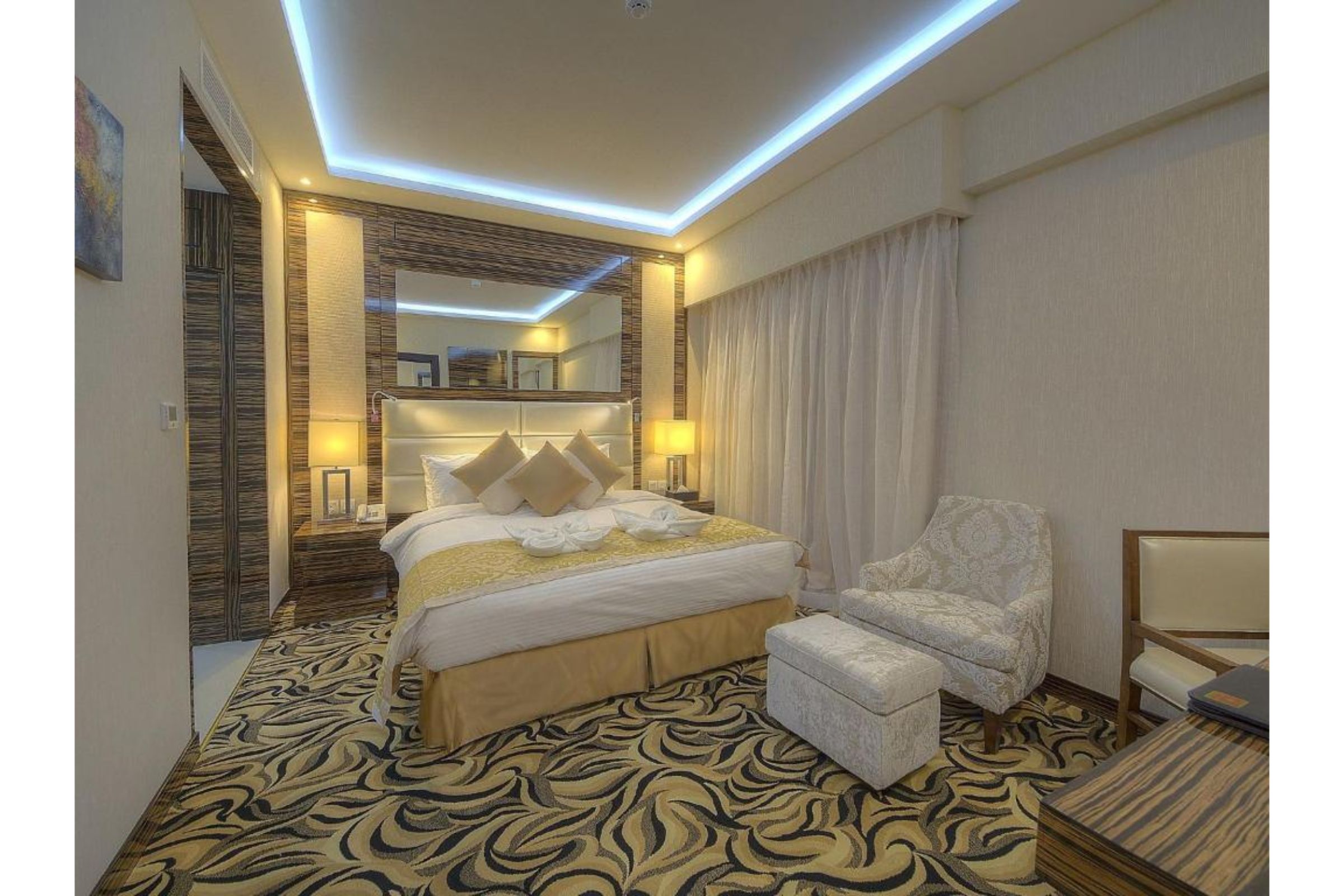Orchid Vue Hotel 14/37