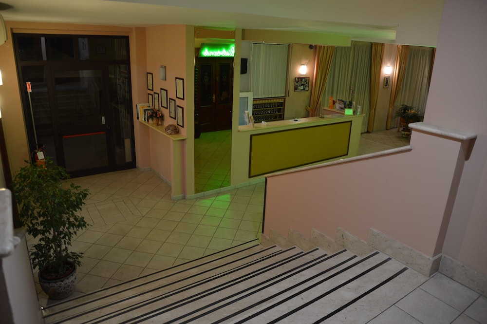 Hotel Virgilio 12/64
