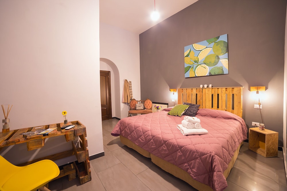 B&B Le 4 Stagioni Dante's Suites 30/50