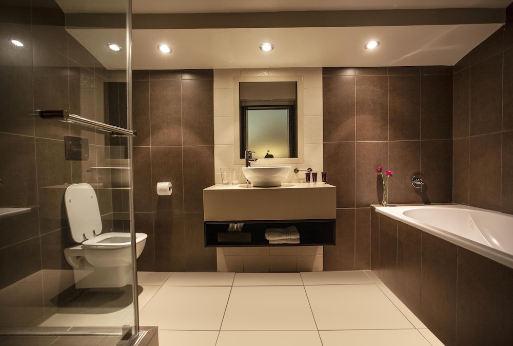 Avani Lesotho Hotel & Casino 48/50
