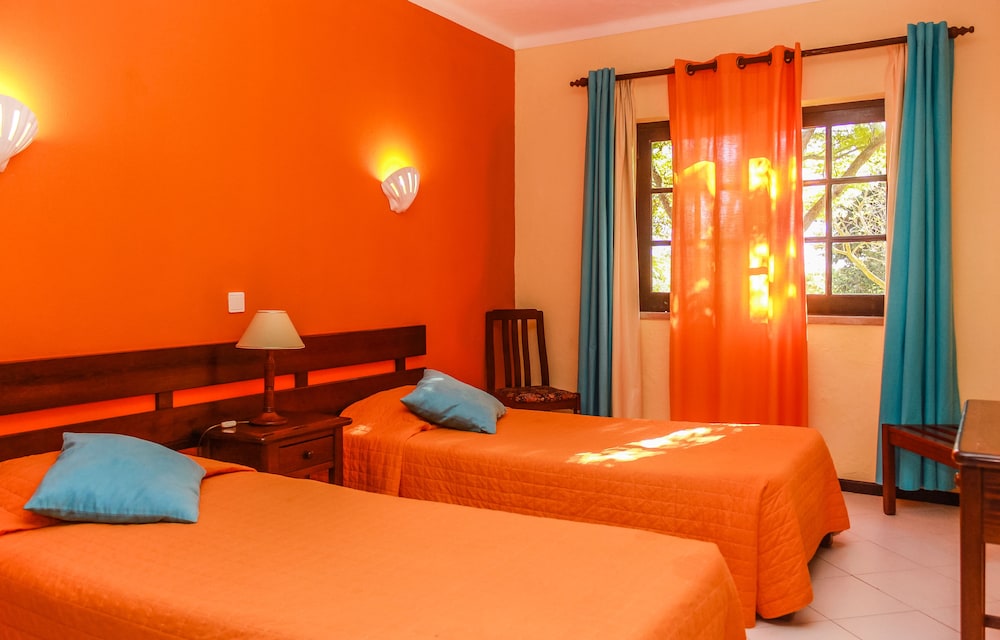 Colina Village 22/78