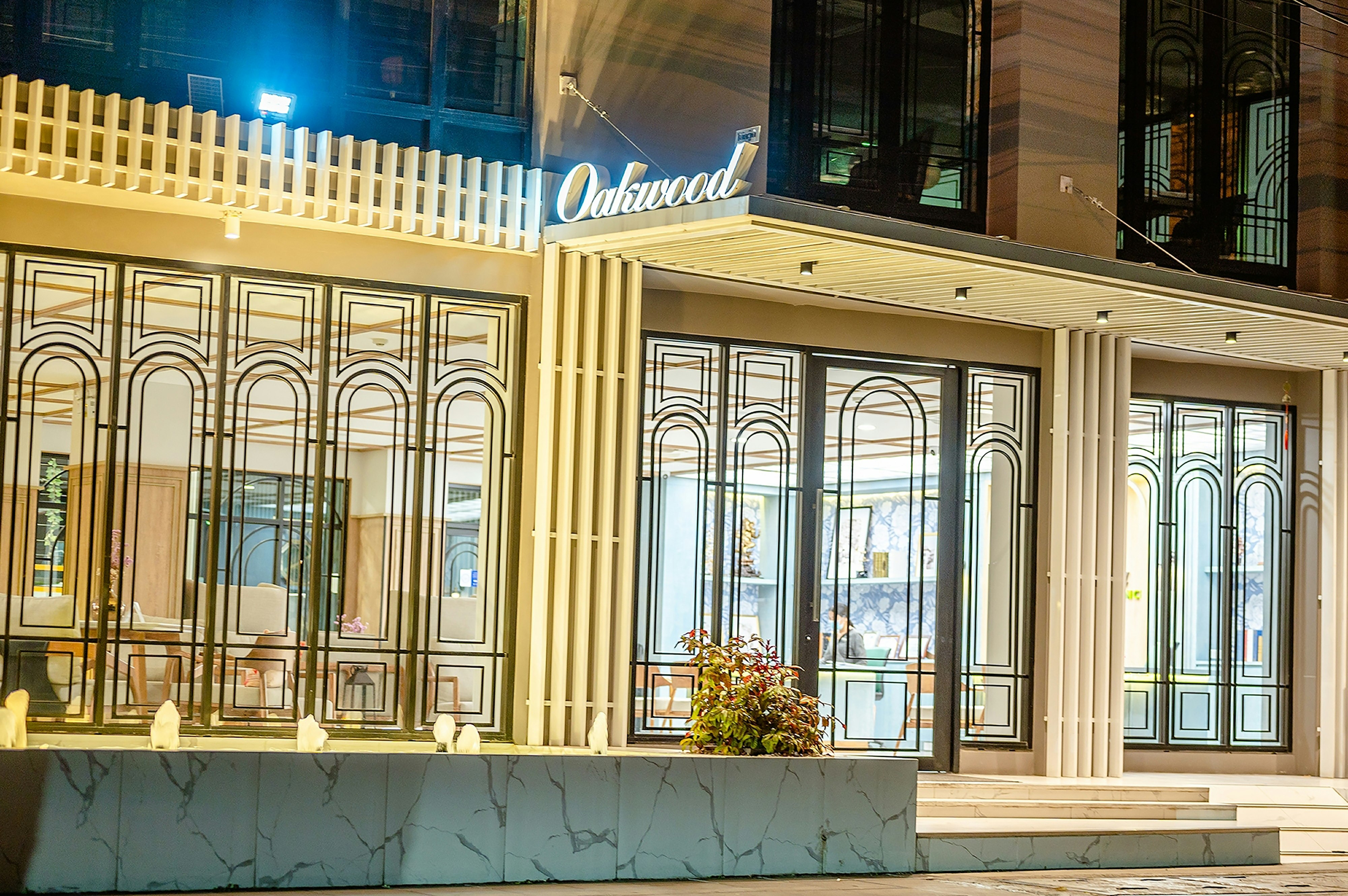 Oakwood Hotel and Residence Bangkok photo5