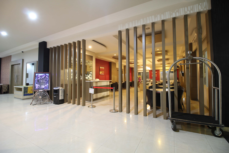Dewanti Hotel Cirebon 10/11